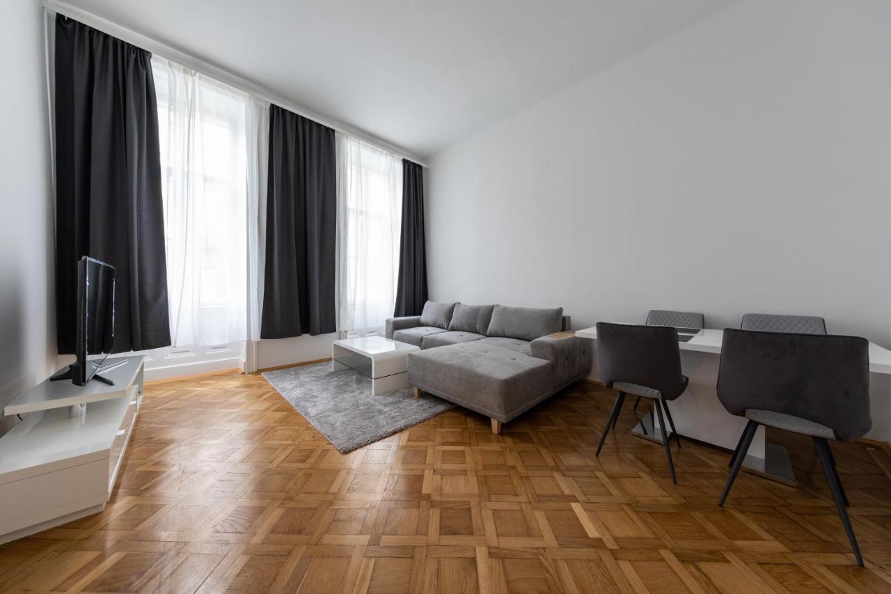Vienna Dream Apartments City Center Ngoại thất bức ảnh