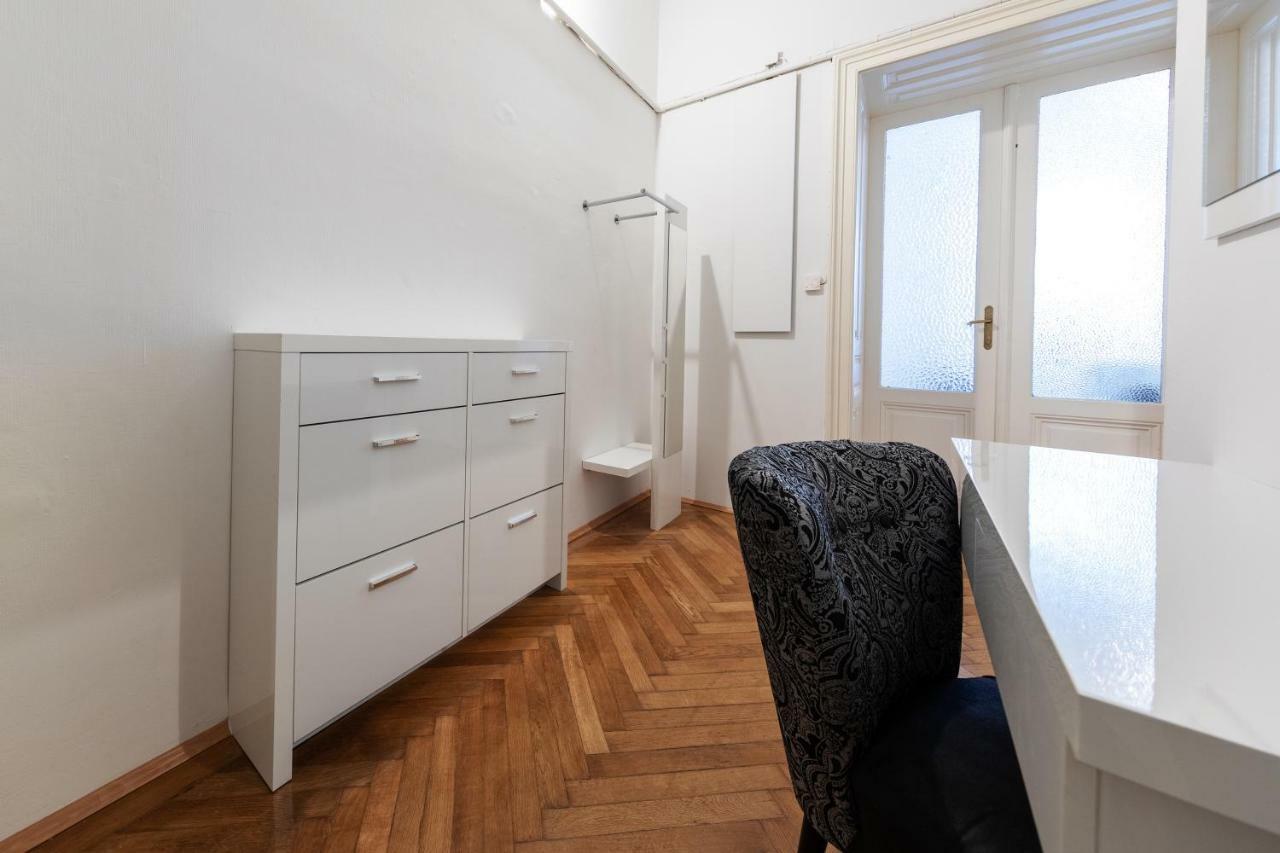 Vienna Dream Apartments City Center Ngoại thất bức ảnh
