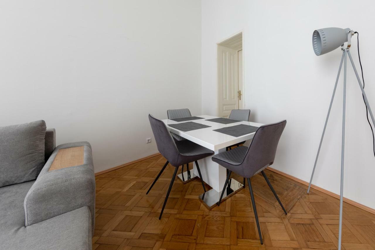 Vienna Dream Apartments City Center Ngoại thất bức ảnh