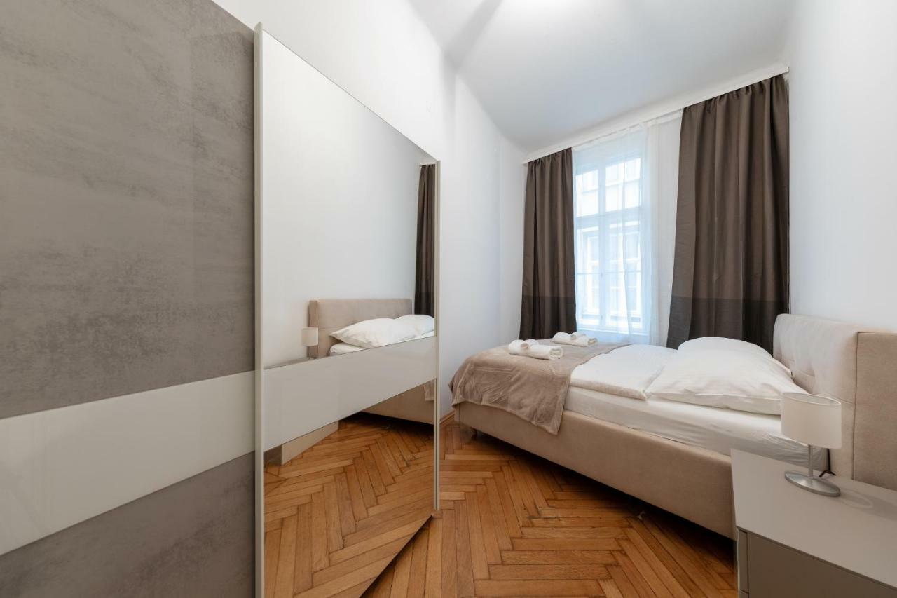 Vienna Dream Apartments City Center Ngoại thất bức ảnh