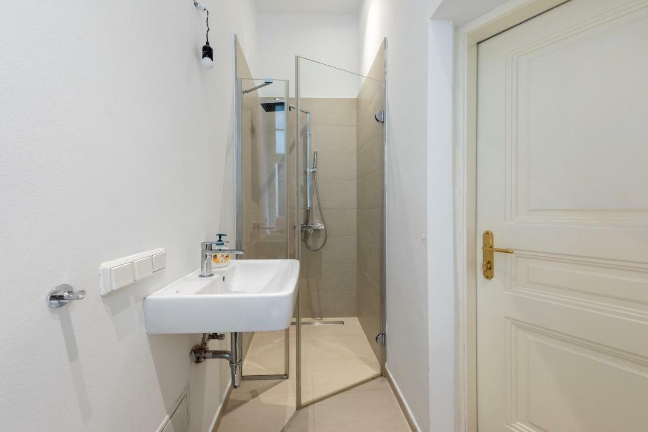 Vienna Dream Apartments City Center Ngoại thất bức ảnh