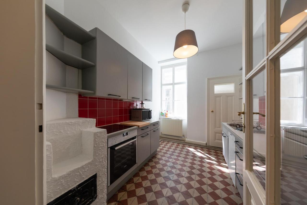 Vienna Dream Apartments City Center Ngoại thất bức ảnh