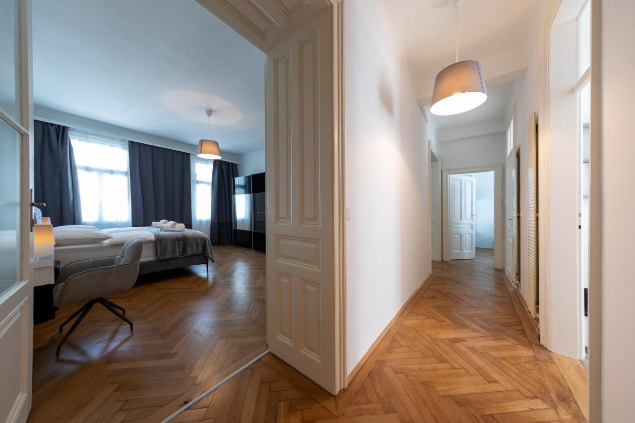 Vienna Dream Apartments City Center Ngoại thất bức ảnh