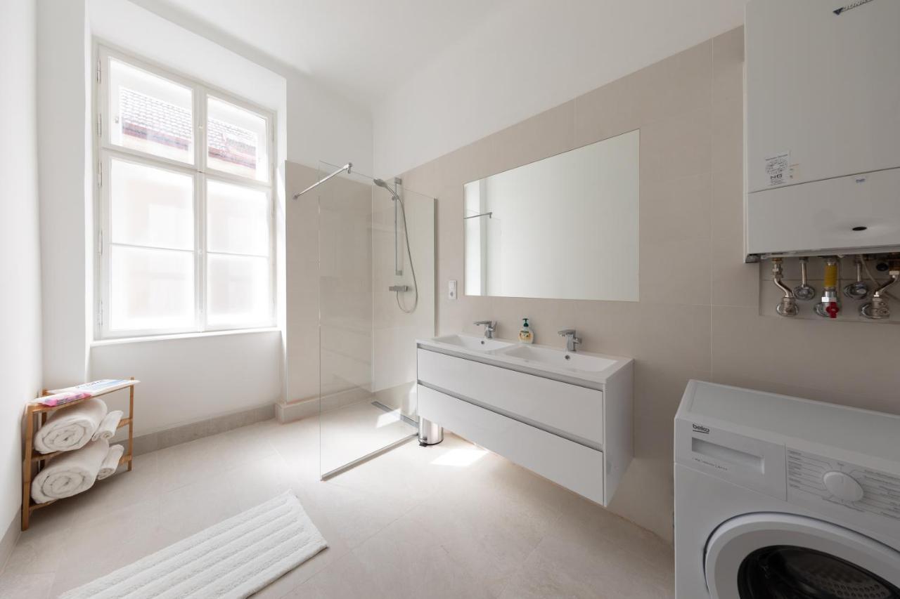 Vienna Dream Apartments City Center Ngoại thất bức ảnh